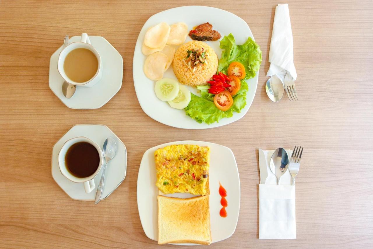 Legreen Suite Ratulangi Ambon Bagian luar foto
